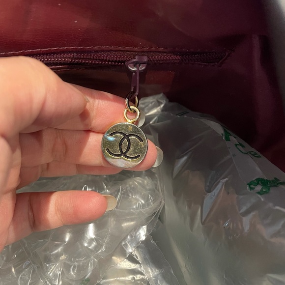 Vintage Authentic Chanel backpack CC logo - Picture 9 of 12